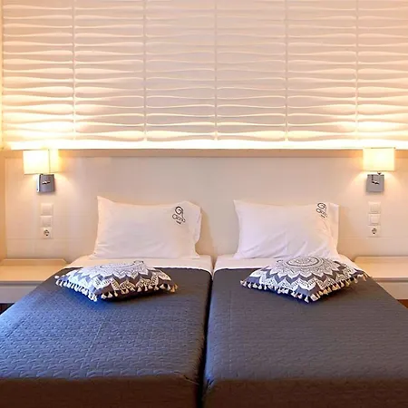 Alonia Hotel